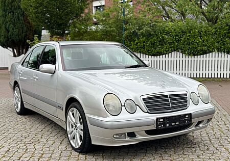 Mercedes-Benz E 220 E220-CDI-CLASSIC-Limousine-Klima-189TKM