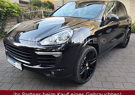 Porsche Cayenne S Diesel 4.2 TDI Facelift AHK Kamera LED