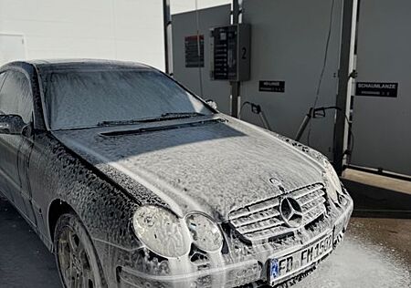 Mercedes-Benz CLK 240 ELEGANCE Vollaustattung Top Zustand