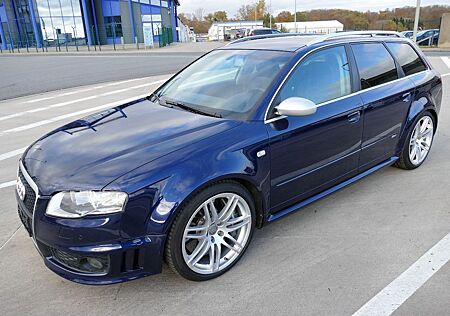 Audi RS4 4.2 V8 quattro Avant BOSE NAVI CERAMIC