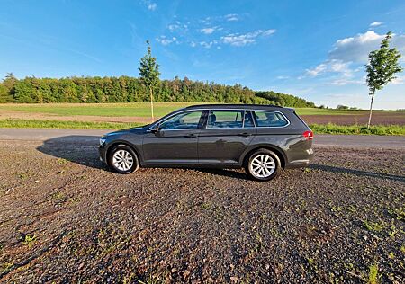VW Passat Variant Volkswagen 2.0 TDI SCR Comfortline Varia...