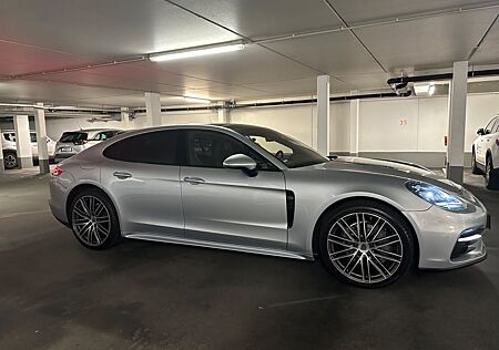 Porsche Panamera 4S - Garantie NEUE Insp. Bremsen Reifen