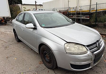 VW Jetta Volkswagen 2.0 FSI Comfortline