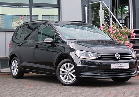 VW Touran Volkswagen 1.6 TDI SCR Massage Kamera 7Sitzer