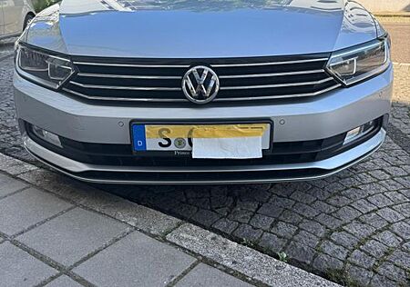 VW Passat Variant Volkswagen 2.0 TDI DSG Comfortline Varia...