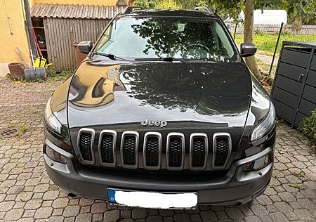 Jeep Cherokee 3.2 V6 200kW 4x4 Trailhawk Autom. T...