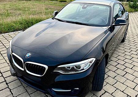 BMW 220i Steptronic Coupé Sport Line Sport Line