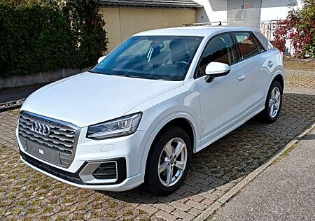 Audi Q2 35 TFSI S tronic sport sport