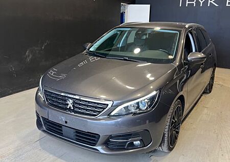 Peugeot 308 SW Allure Pack digi cockpit
