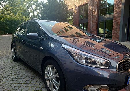 Kia Cee'd Sportswagon 1.4 CVVT Vision Sportswago...