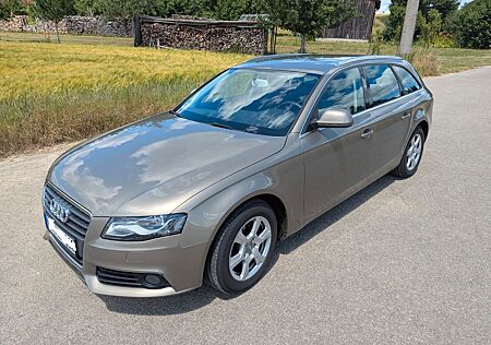 Audi A4 2.0 TFSI 155kW quattro Attraction Avant A...