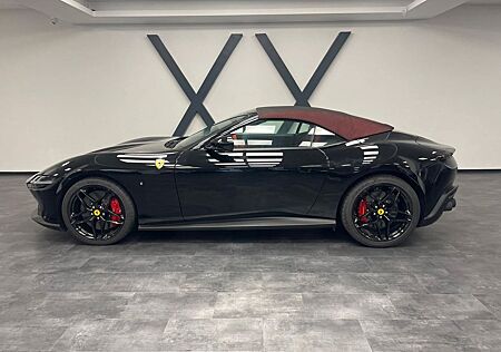 Ferrari Roma Spider Vollausstattung Neuwertig