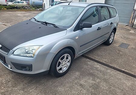 Ford Focus 1,6 Ti-VCT Titanium Titanium