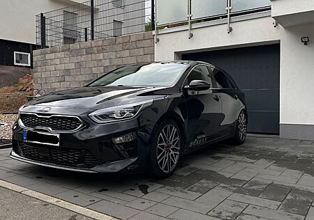 Kia Cee'd / Ceed 1.4 T-GDI DCT Vision Vision
