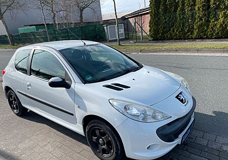 Peugeot 206 1.4 Scheckheft TÜV NEU