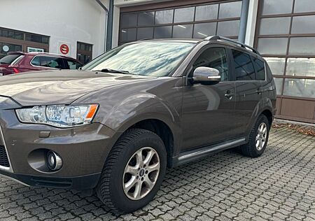 Mitsubishi Outlander XTRA 2WD++TOP ANGEBOT++