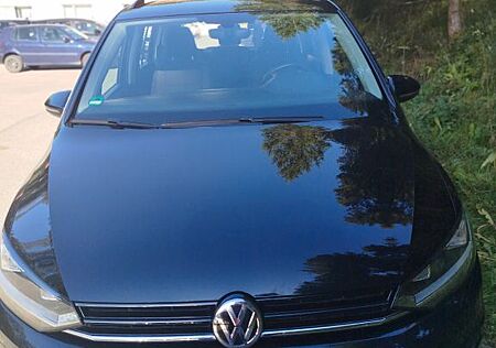 VW Touran Volkswagen 1.6 TDI SCR DSG IQ.DRIVE IQ.DRIVE