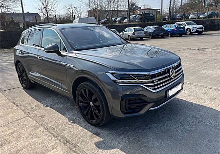 VW Touareg Volkswagen 3.0 V6 TDI 210kW 4MOTION Tiptronic -