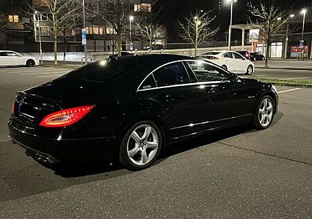 Mercedes-Benz CLS 350 -AMG63 LOOK - Scheckheft, unfallfrei