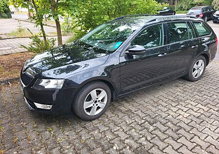Skoda Octavia 1.4 TSI Combi mit abnehmbarer AHK