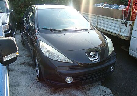 Peugeot 207 Filou 95 VTi