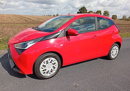 Toyota Aygo (X) Aygo (X) 1,0-l-VVT-i 1.Hand Klima Tempomat