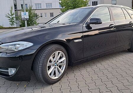 BMW 520 d Touring, PDC, Navi, Scheckheft, 2.Hand