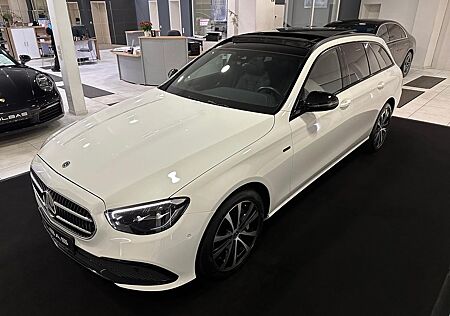 Mercedes-Benz E 300 de T 4M *PANO*BURMESTER*KAM*NIGHT*LED*TOP*