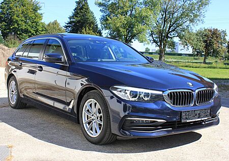 BMW 530d Touring Aut. Sport Pano AHK RFK HUD 1.Hand