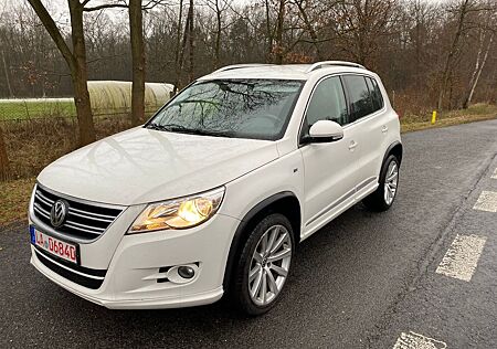 VW Tiguan Volkswagen Sport & Style 4Motion-R-LINE-NAVI-KAMERA-
