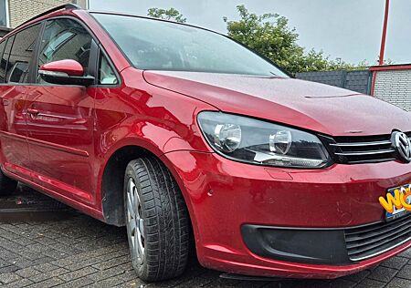 VW Touran Volkswagen 1.6 TDI 7 Sitzer Standheizung Kamera