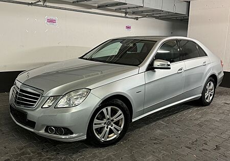 Mercedes-Benz E 220 E 220CDI BlueEfficiency NAVI~COMAND~DISTRONIC~
