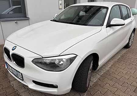 BMW 114i -