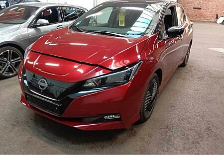 Nissan Leaf N-Connecta Navi KeylessGo Camera Klima PDC
