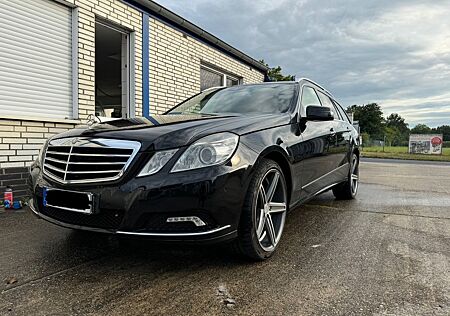 Mercedes-Benz E 350 T ELEGANCE Autom. ELEGANCE