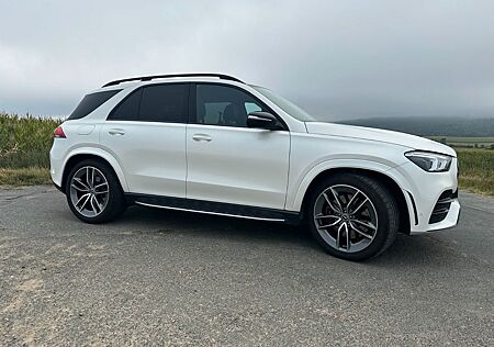 Mercedes-Benz GLE 580 4MATIC Garantie/HUD/AHK/PANO/AMG