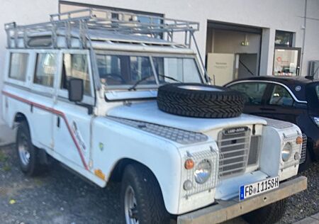 Land Rover Serie III 109