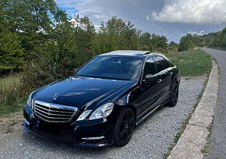 Mercedes-Benz E 500 Avantgarde, AMG, Pano, Heckantrieb, Harman