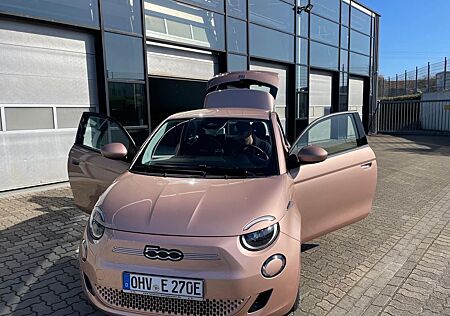 Fiat 500E Limousine 23,8 kWh -