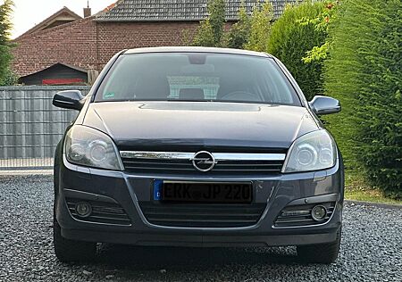 Opel Astra Ausstattungswunder Xenon Automatik Leder