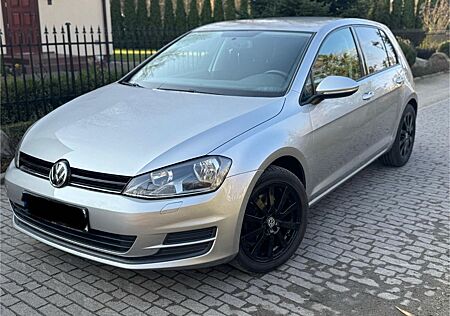 VW Golf Volkswagen VII Lim. Trendline BMT
