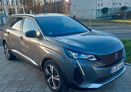 Peugeot 5008 GT BlueHDi 130 EAT8 Pano 7sitze