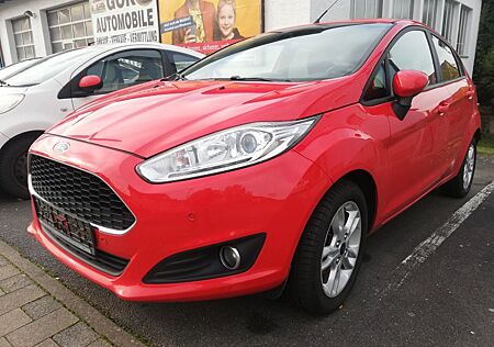 Ford Fiesta Celebration 5Turig-Navi-PDC-SHZ-Alu-Euro6