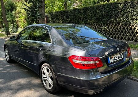 Mercedes-Benz E 200 BlueEFFICIENCY AVANTGARDE AVANTGARDE