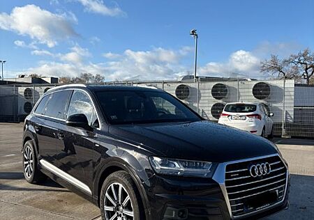 Audi Q7 3.0 TDI quattro tiptronic -3xS-Line+Pano+7 S