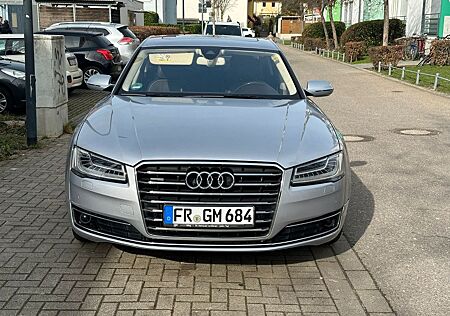 Audi A8 L 4.0 TFSI tiptronic quattro -