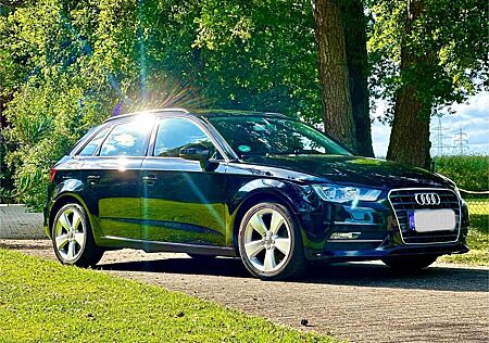 Audi A3 2.0 TDI Attraction Sportback Attraction