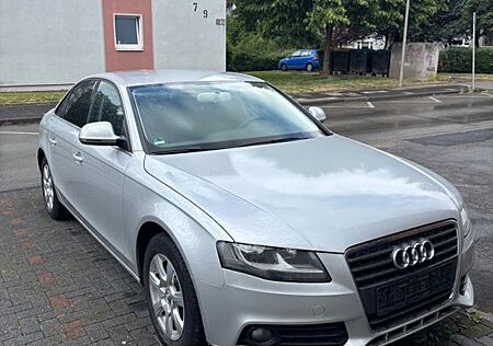 Audi A4 1.8 TFSI 88kw Attraction Attraction