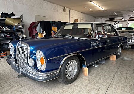 Mercedes-Benz S 300