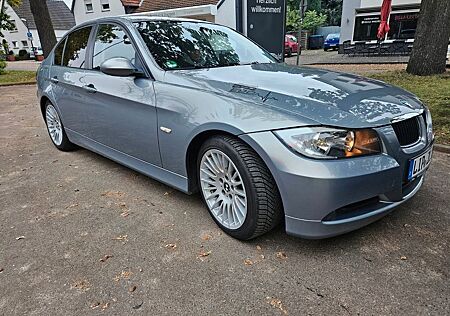 BMW 318i Limousine
